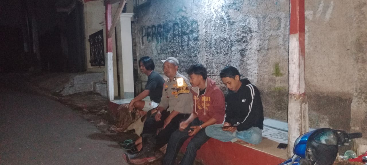 5e4fba1b-e568-46c9-af9e-e750508ac06c