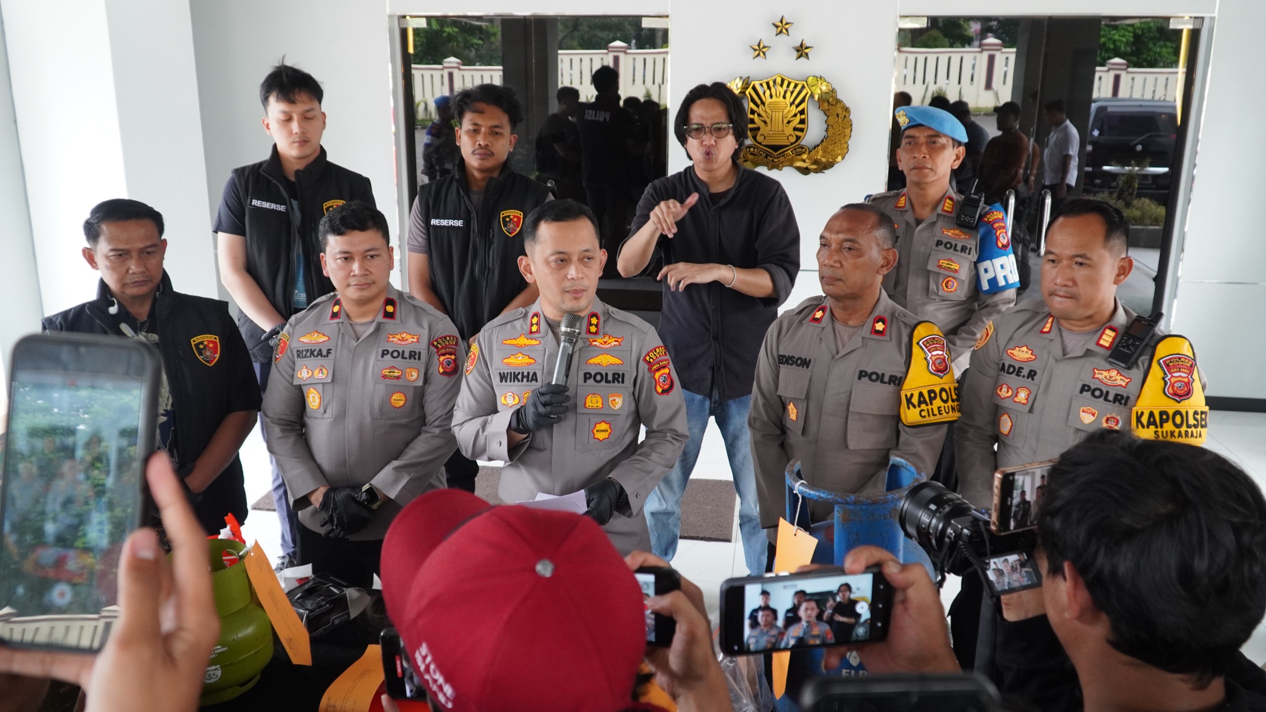 614822cc-ee22-4337-90a9-92f225f9bdef